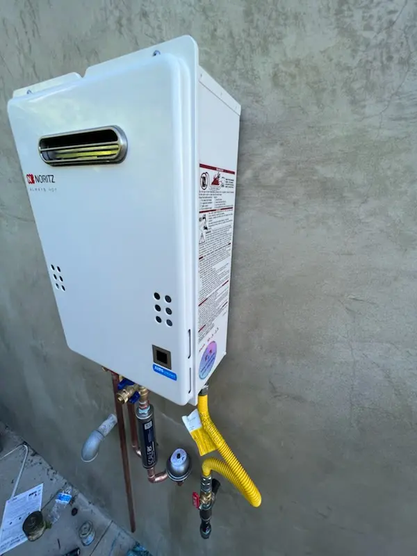 Tankless water heater installation for Everman homes